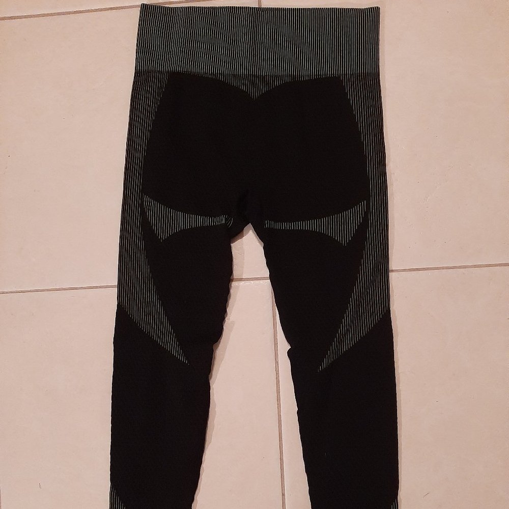 New High Quality Sexy Leggings. - Picture 14 of 15